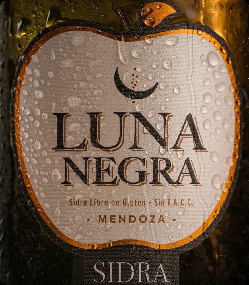 Producción fotográfica de sidra — Luna Negra